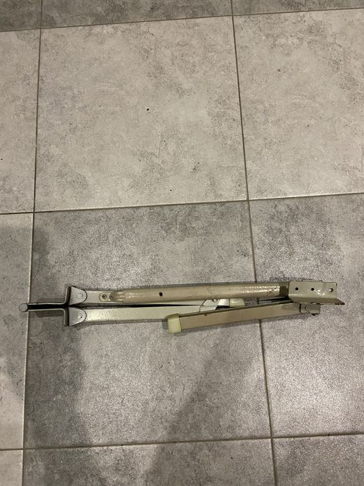 Розкладний механізм Алеко для диванів і крісел