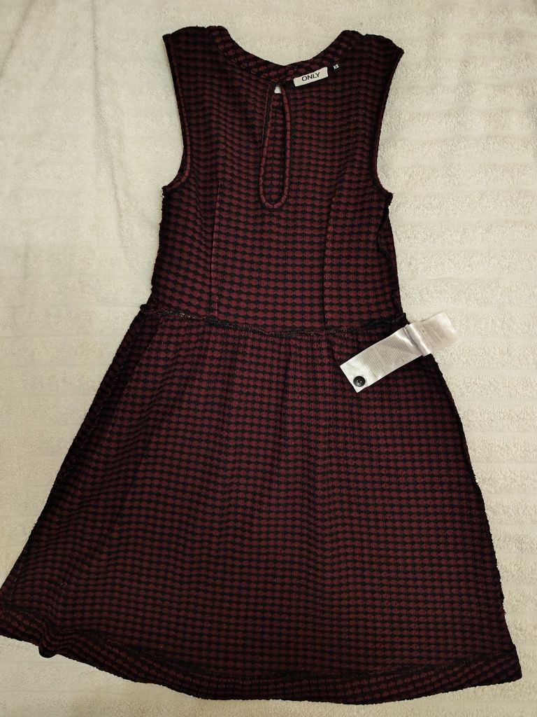 Vestido bordeaux e preto XS  da Only
