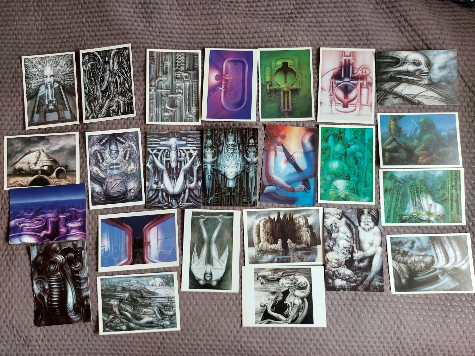 HR Giger ARh + 30 Postcards