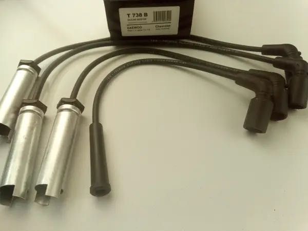 Провода зажигания Lanos 1.5, TESLA (T738B) силикон (с метал. након.)