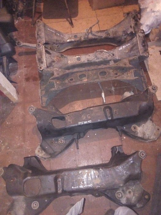подрамник рычаги на Mitsubishi Galant 88-2000г.1.8-2.0-2.4-2.5
