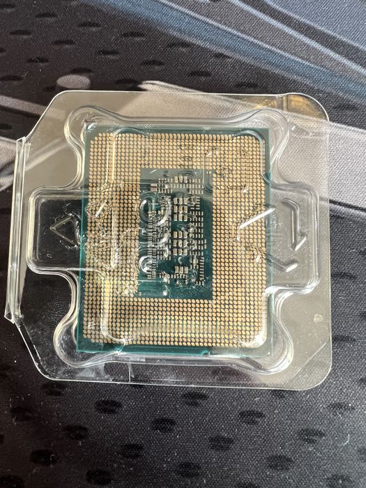 Intel Core i9-12900KS na gwarancji