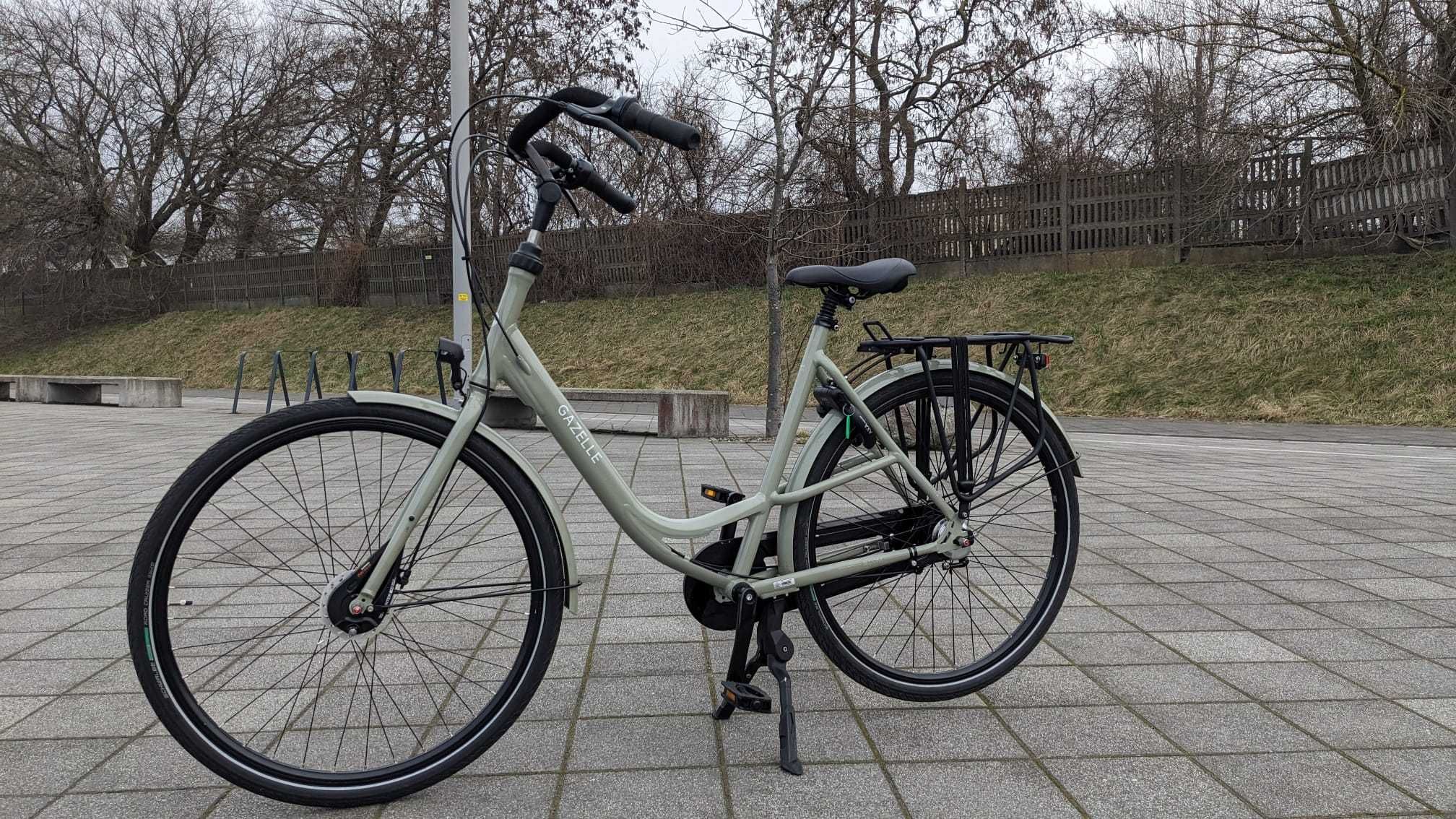 Rower Gazelle Bloom (rozm. L, rok 2022) z siedziskiem dla dzieci Thule