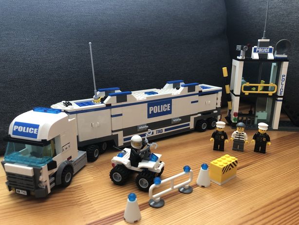 Lego City 7743 полицейская фура