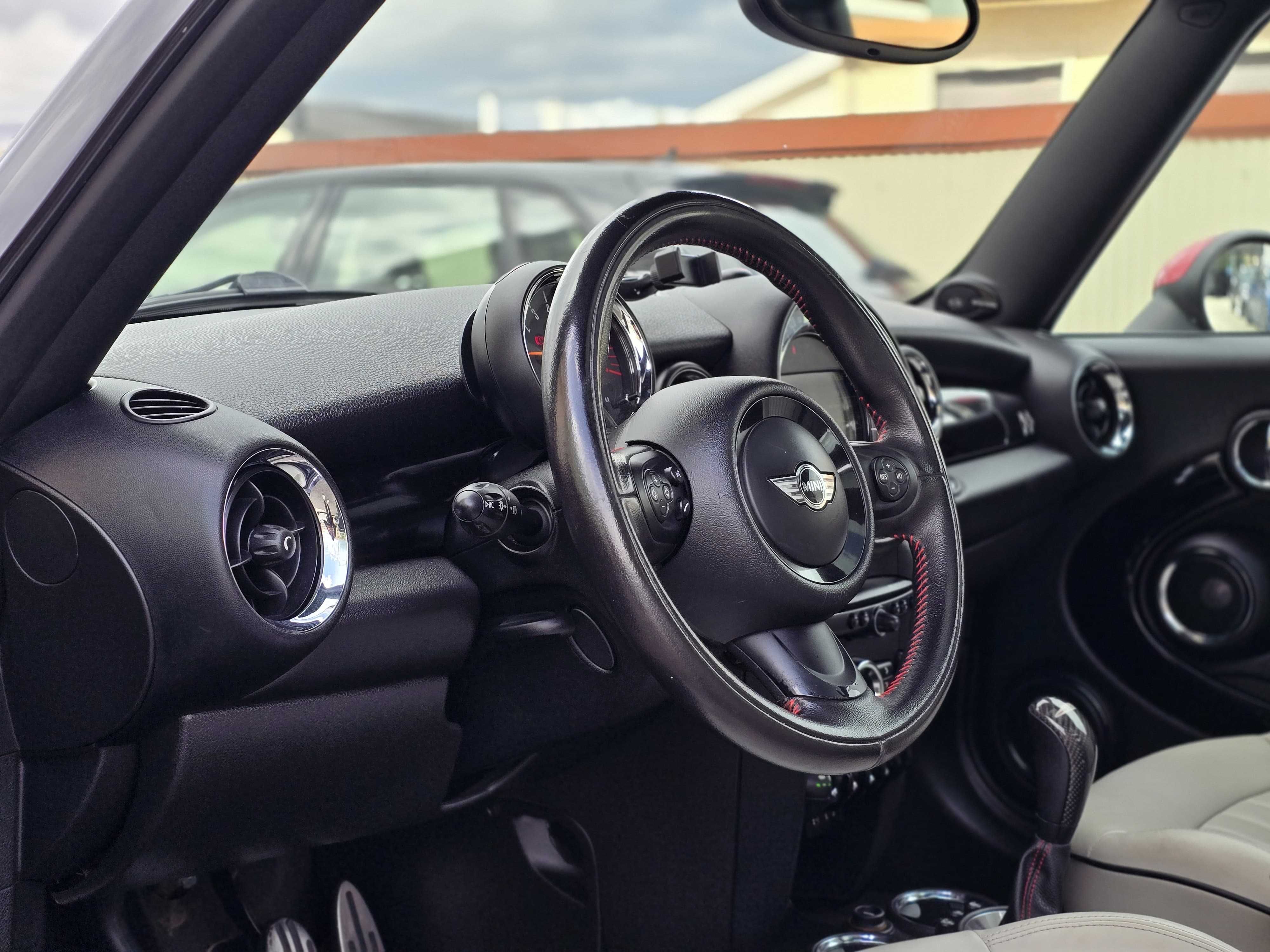 MINI JOHN COOPER WORKS R56 LCI 1.6 211CV "FULL EXTRAS"
