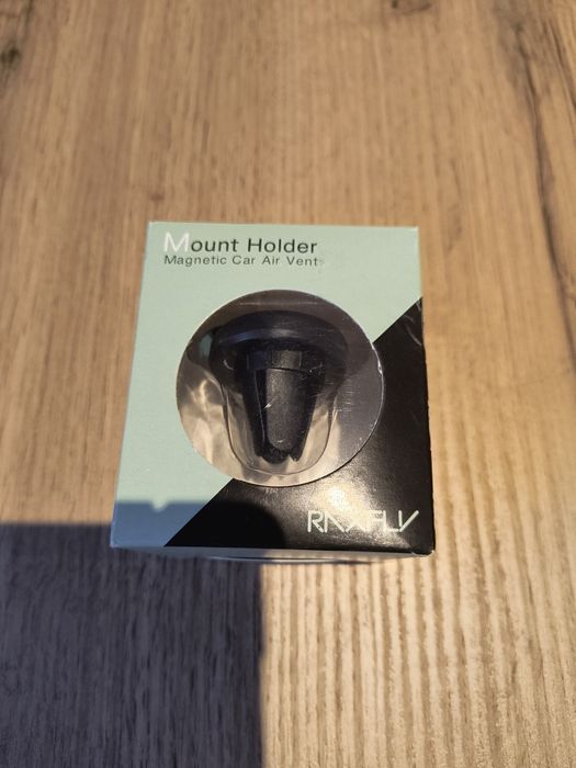 Uchwyt na telefon, smartfon do auta na kratkę wentylacją