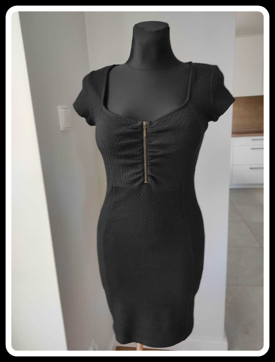 Bershka Collection mała czarna 36 S czarna sukienka