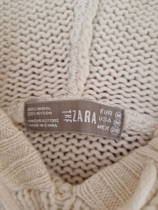 Casaco de malha com capuz