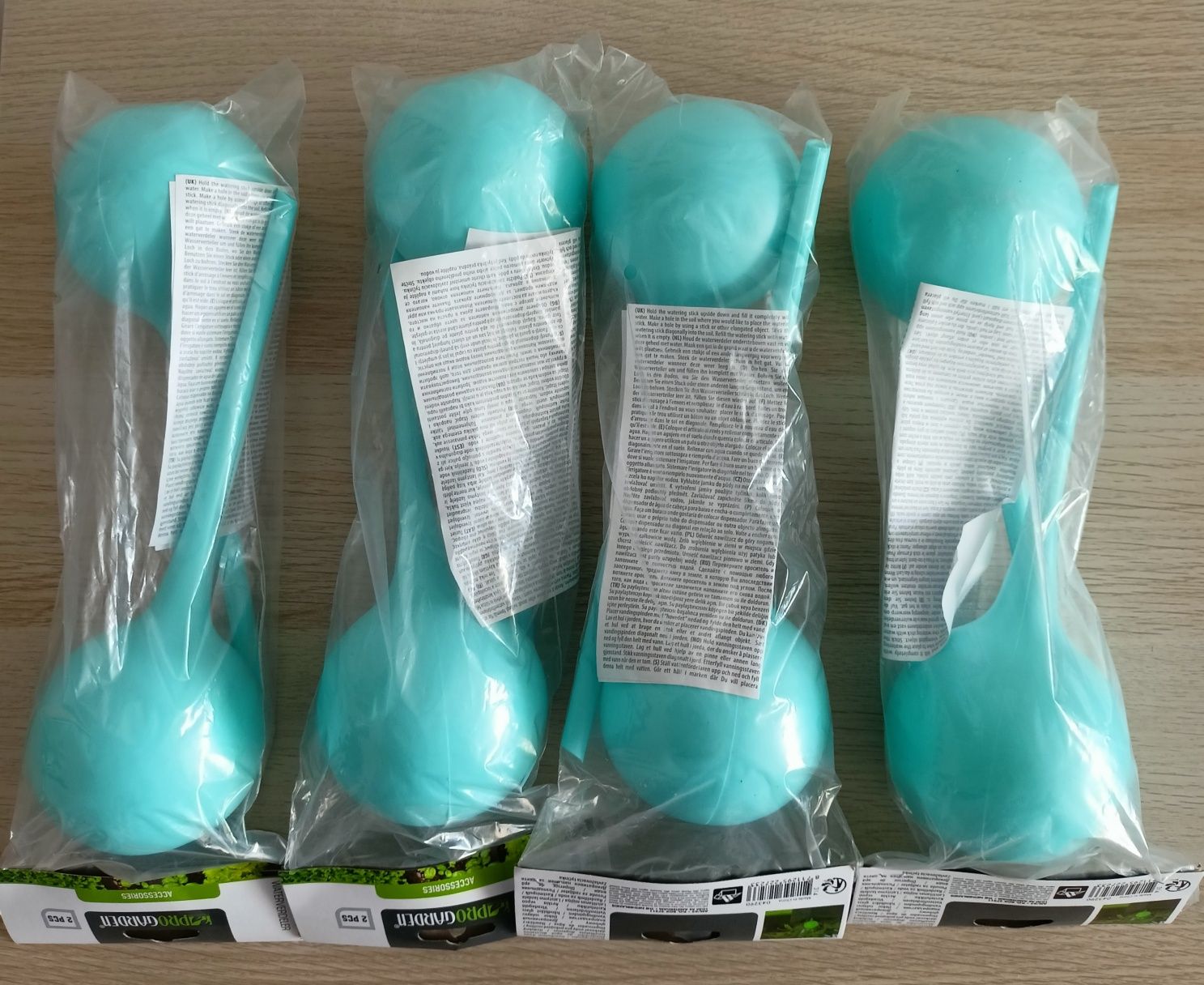 Kule do nawadniania kwiatów 2 sztuki x 250 ml Nowe ! ! !