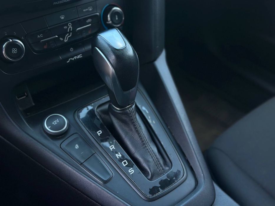 Ford Focus 2015 • Автомат • Захар AutoHouse • Автокредит •
