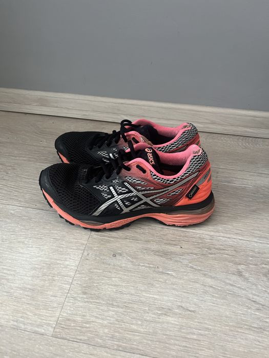 Buty Asics Gore-Tex Gel- Cumulus 18 rozmiar 37.5