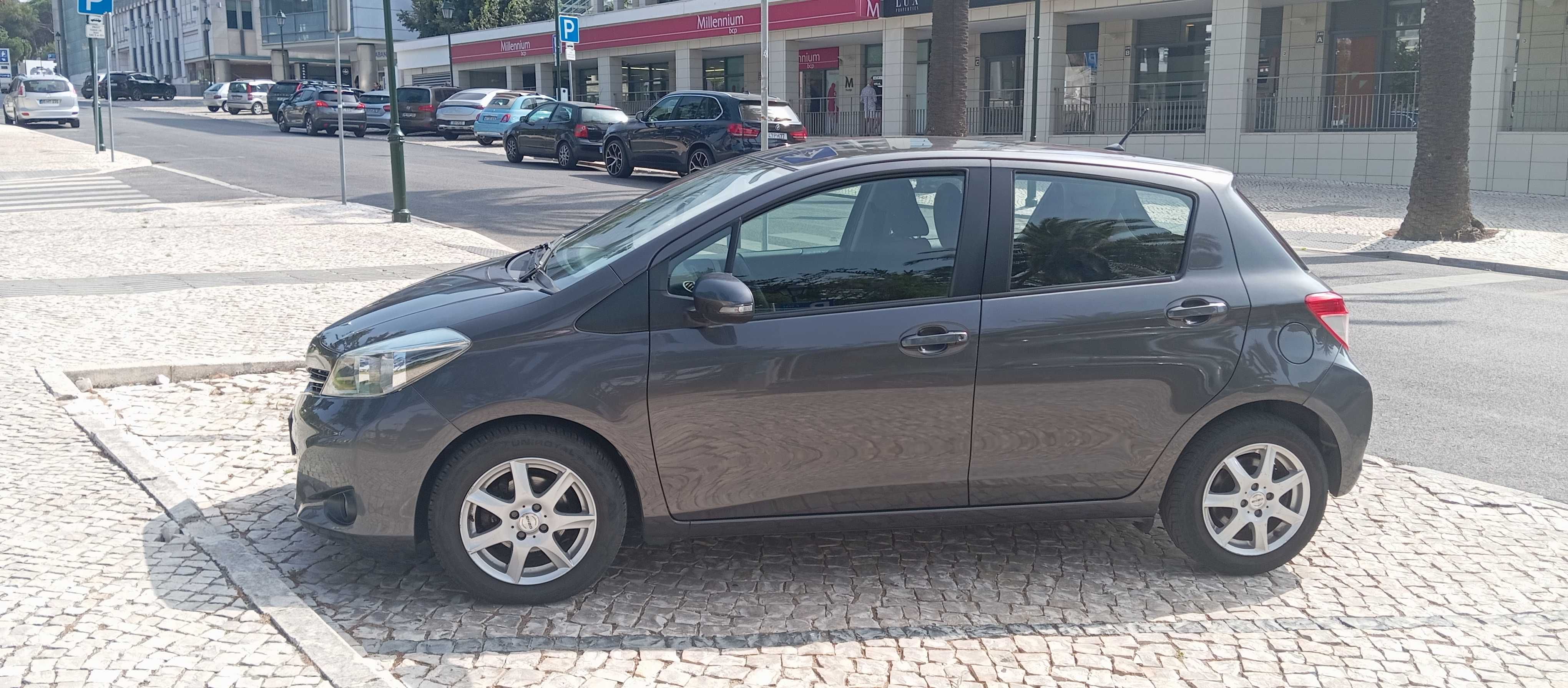 Toyota Yaris 2.4 d4d 89000 km