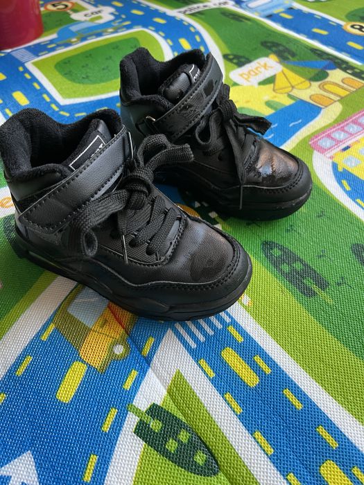 Дитячі сапожки 27 р