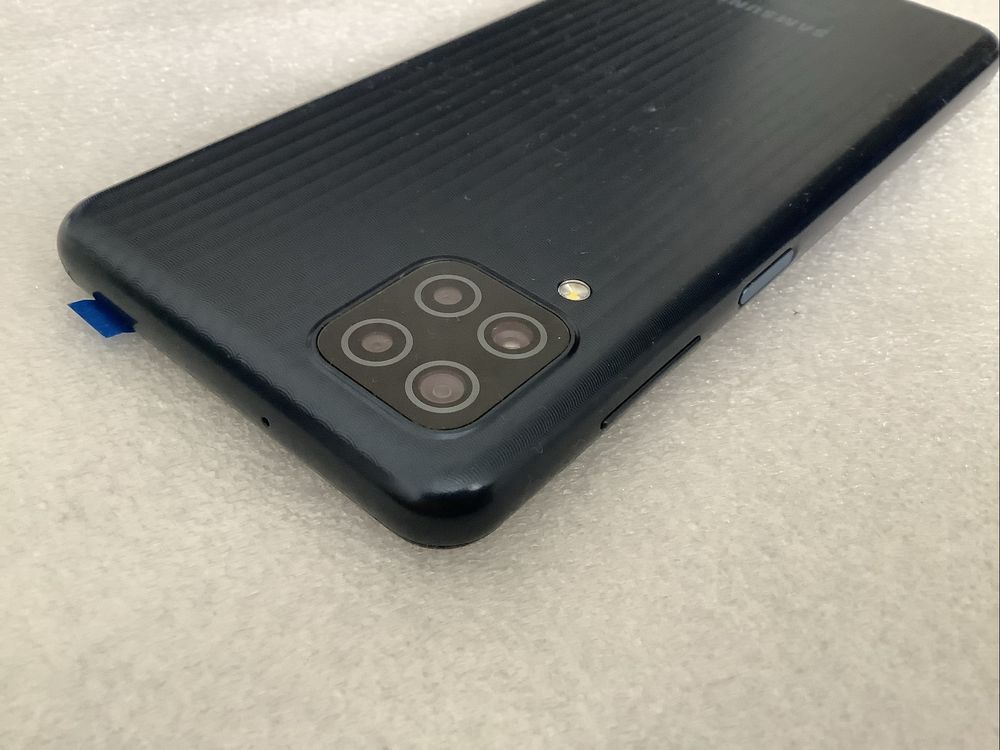 Telemovel Samsung Galaxy M12
