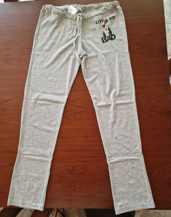 Calças cinzentas da Oysho