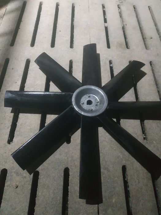 Крильчатка до промислових генераторів.Градирні до осьових вентиляторів