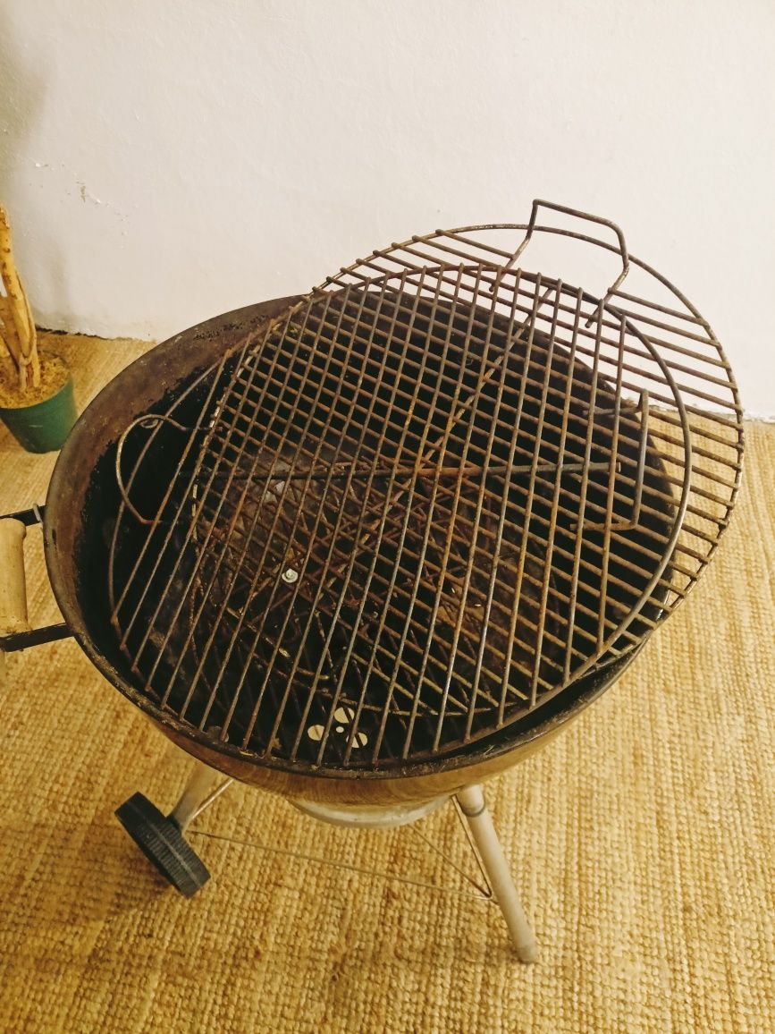 Grill węglowy Weber 48cm.