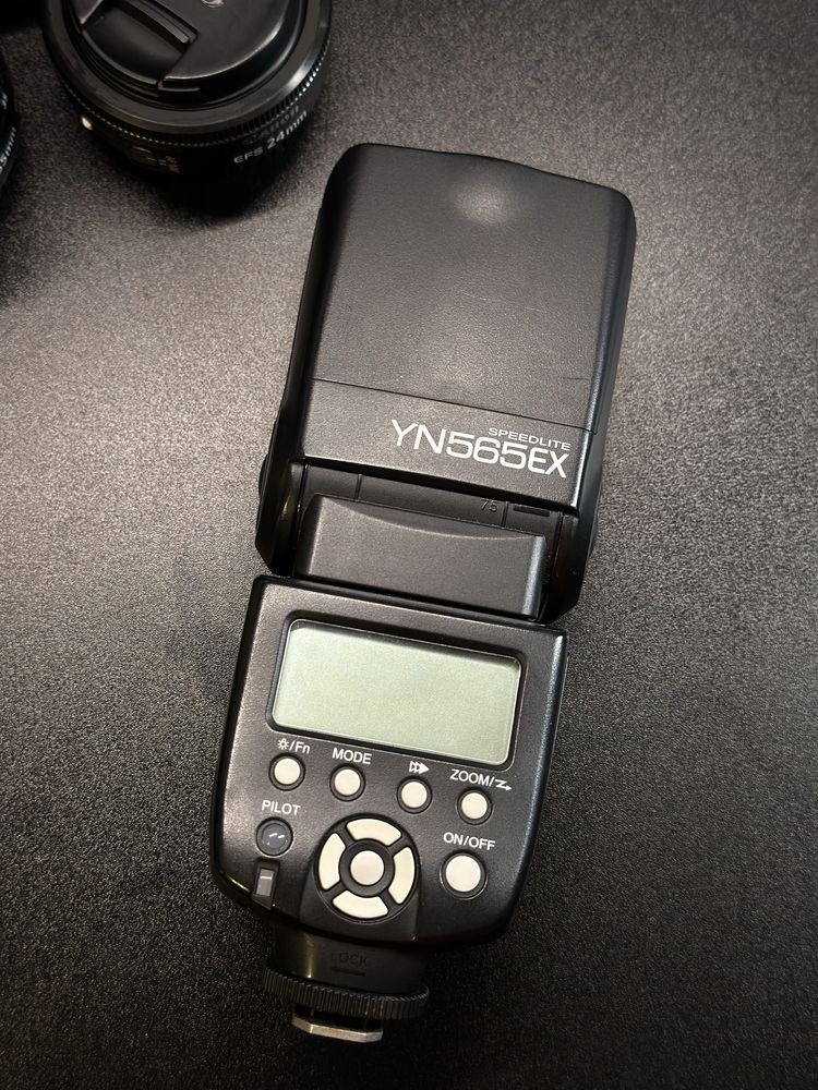 Спалах Yongnuo YN565 EX
