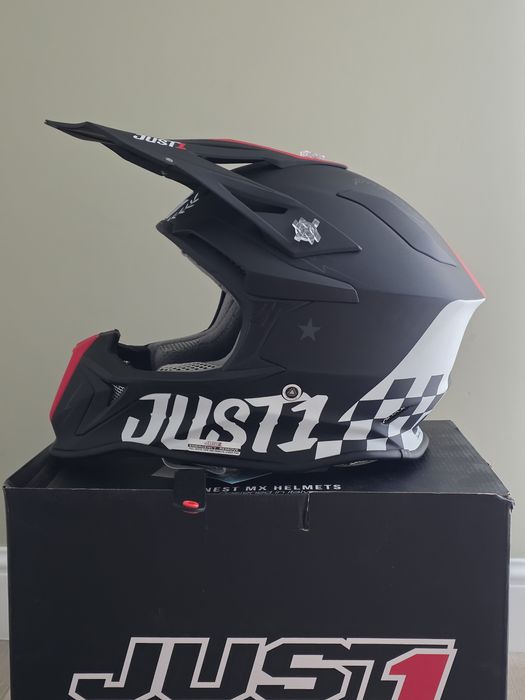 кроссовый шлем Just1 J18 Old School Black