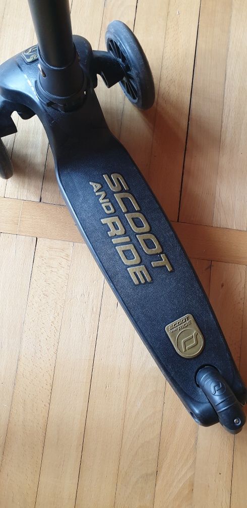 Hulajnoga scoot and ride highwaykick 3 led 3-6 lat