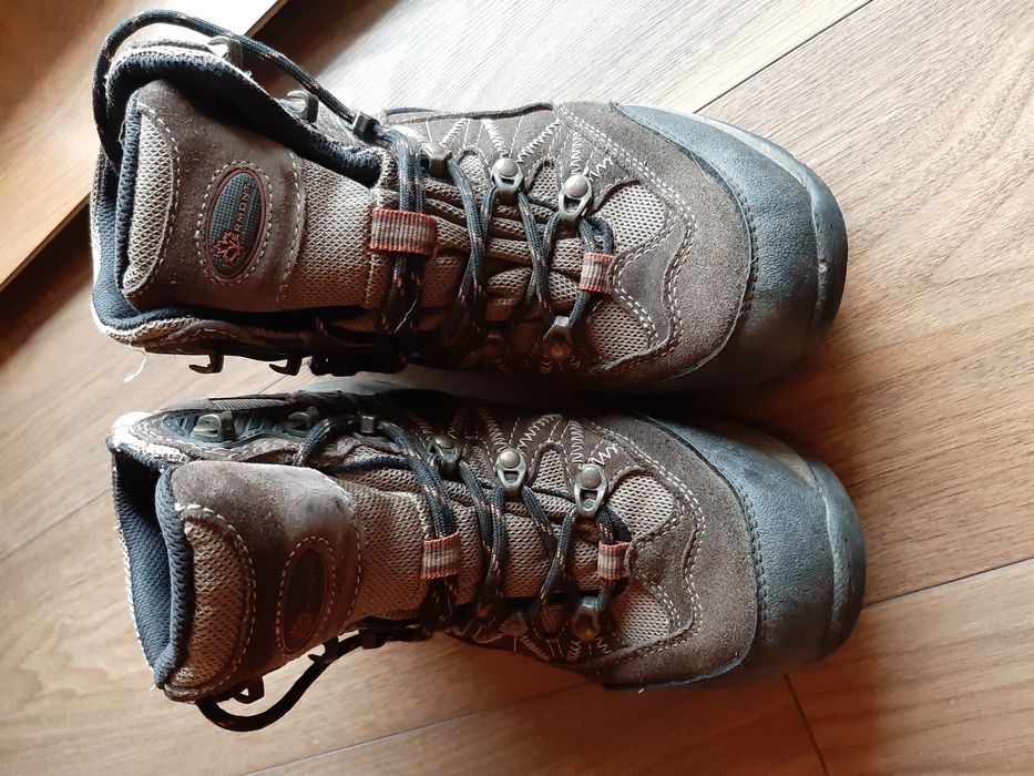 Buty trekkingowe r. 39