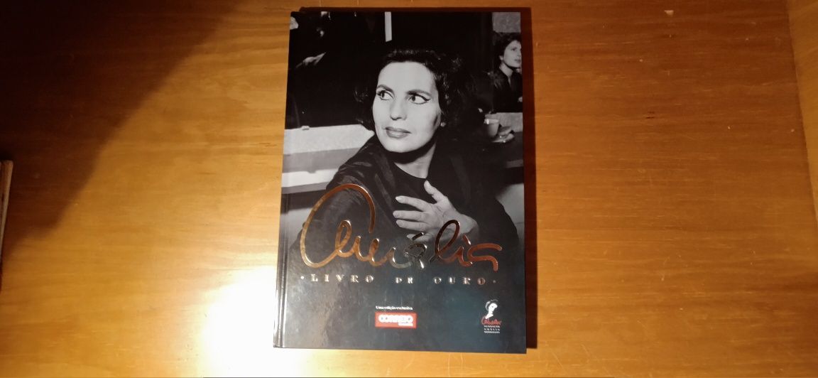 Amália Rodrigues - Livro de Ouro