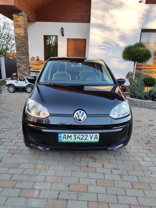 Volkswagen e-Up єлектро