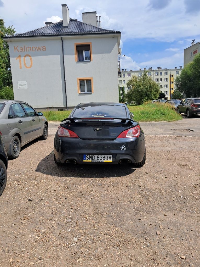 Hyundai genesis coupe