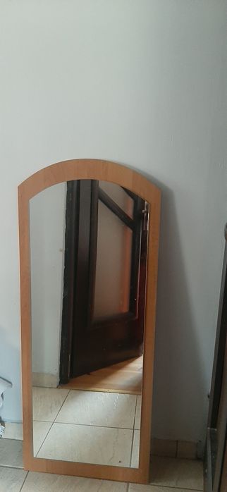 Lustro używane w dobrym stanie