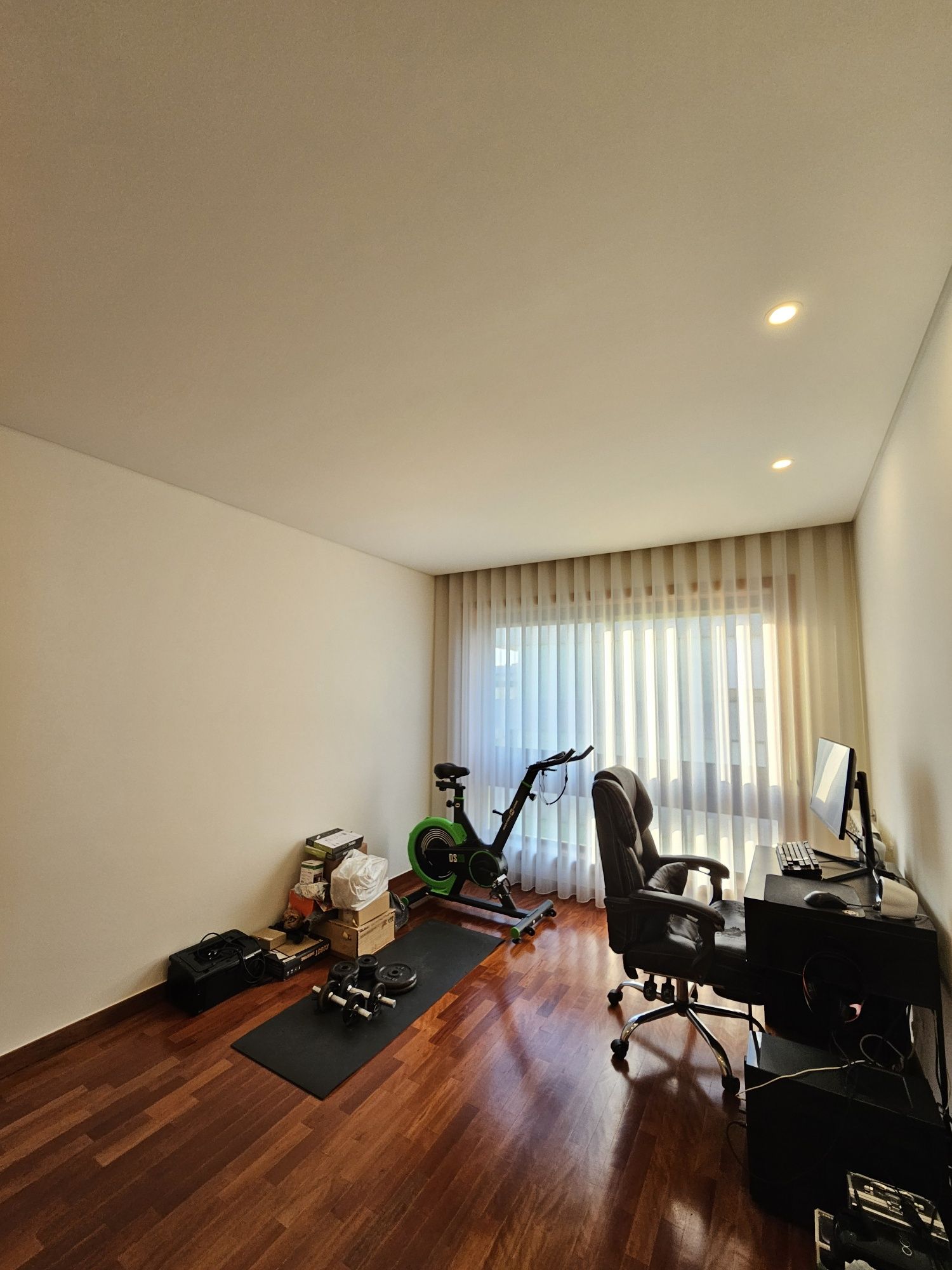 T2 Castêlo da Maia | Remodelado |Garagem | Elevador