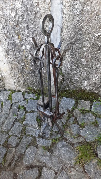 Utensílios de lareira.
