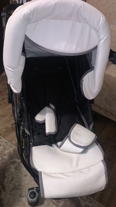 Дитяча коляска 2 в 1 donatan delux 8 біла шкіра