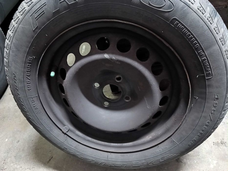 Koła zimowe na stalowych felgach chevrolet Aveo