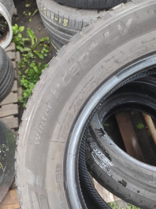 Шины 205/65R16C. всесезонные