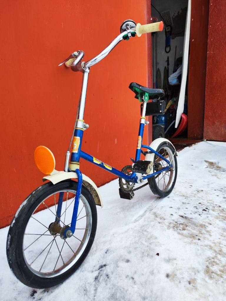 Продам детский двухколёсный надёжный велосипед