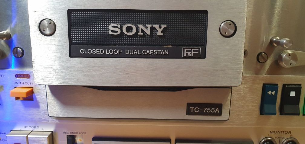 Катушечный магнитофон Sony TC-755A