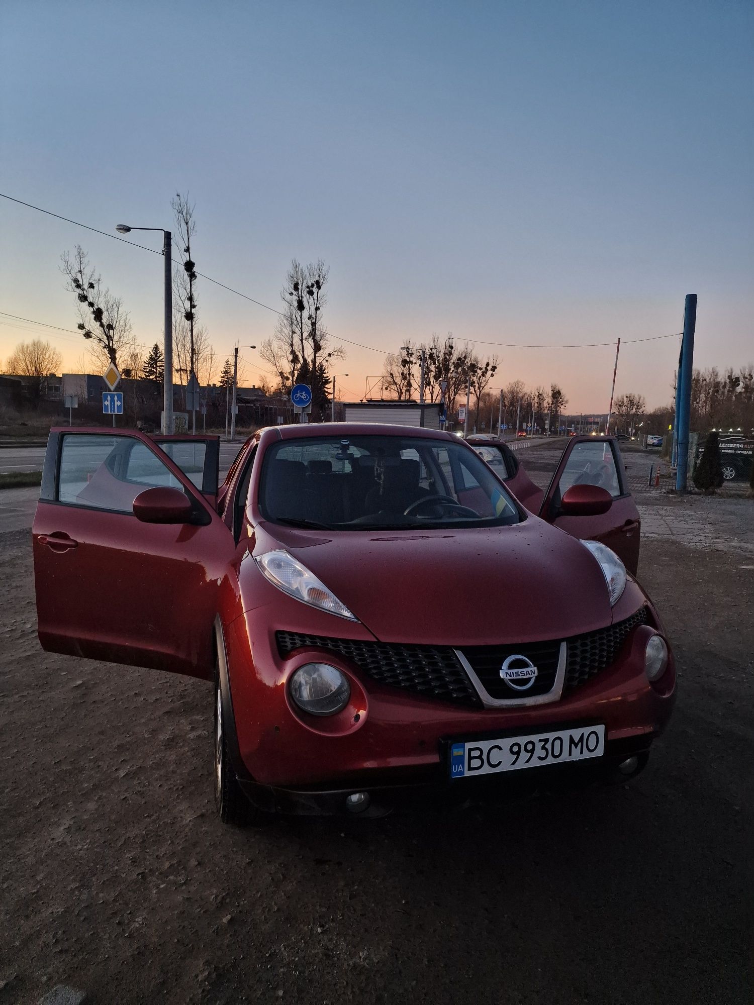 Nissan juke Ніссан Джук 2012
