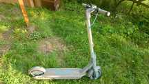 Hulajnoga Motus Scooty 10 (2024)