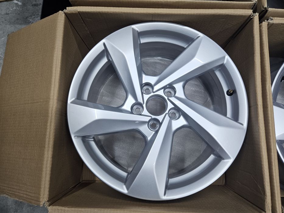Alufelgi Audi 18" 5x112 57.1mm Q3 A3 A4 A5 A6 Skoda Seat VW