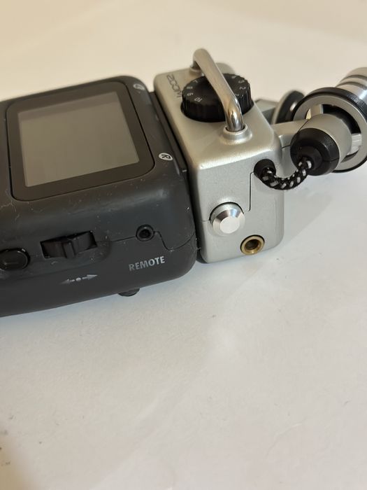 Gravador Portátil Zoom H5 com microfone sterio