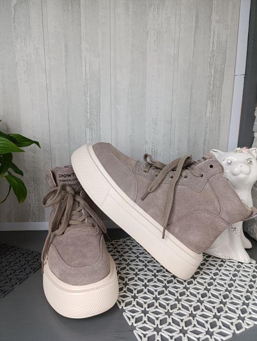 Ботінки жіночі зимові