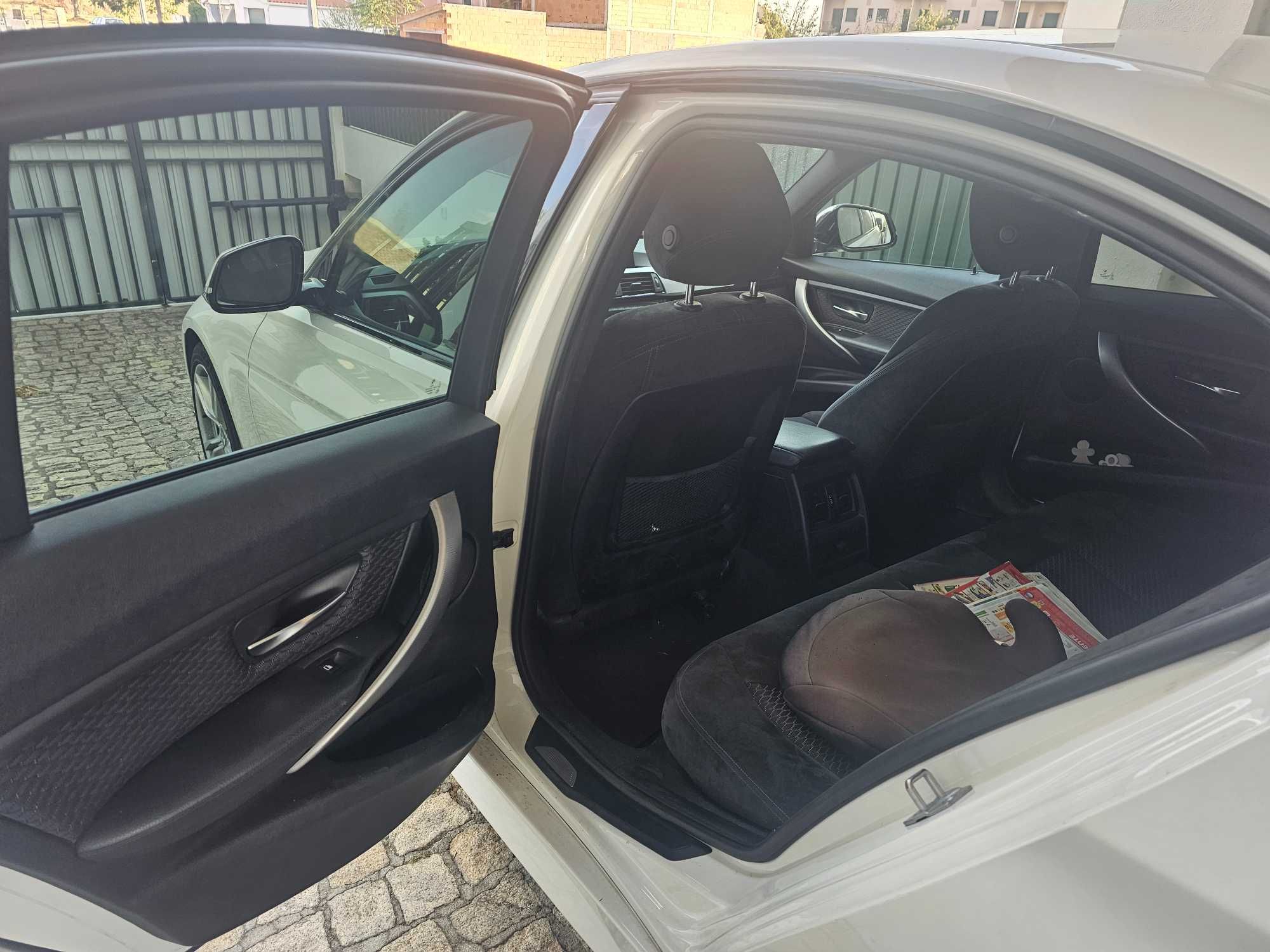 BMW 320d F30 Pack M