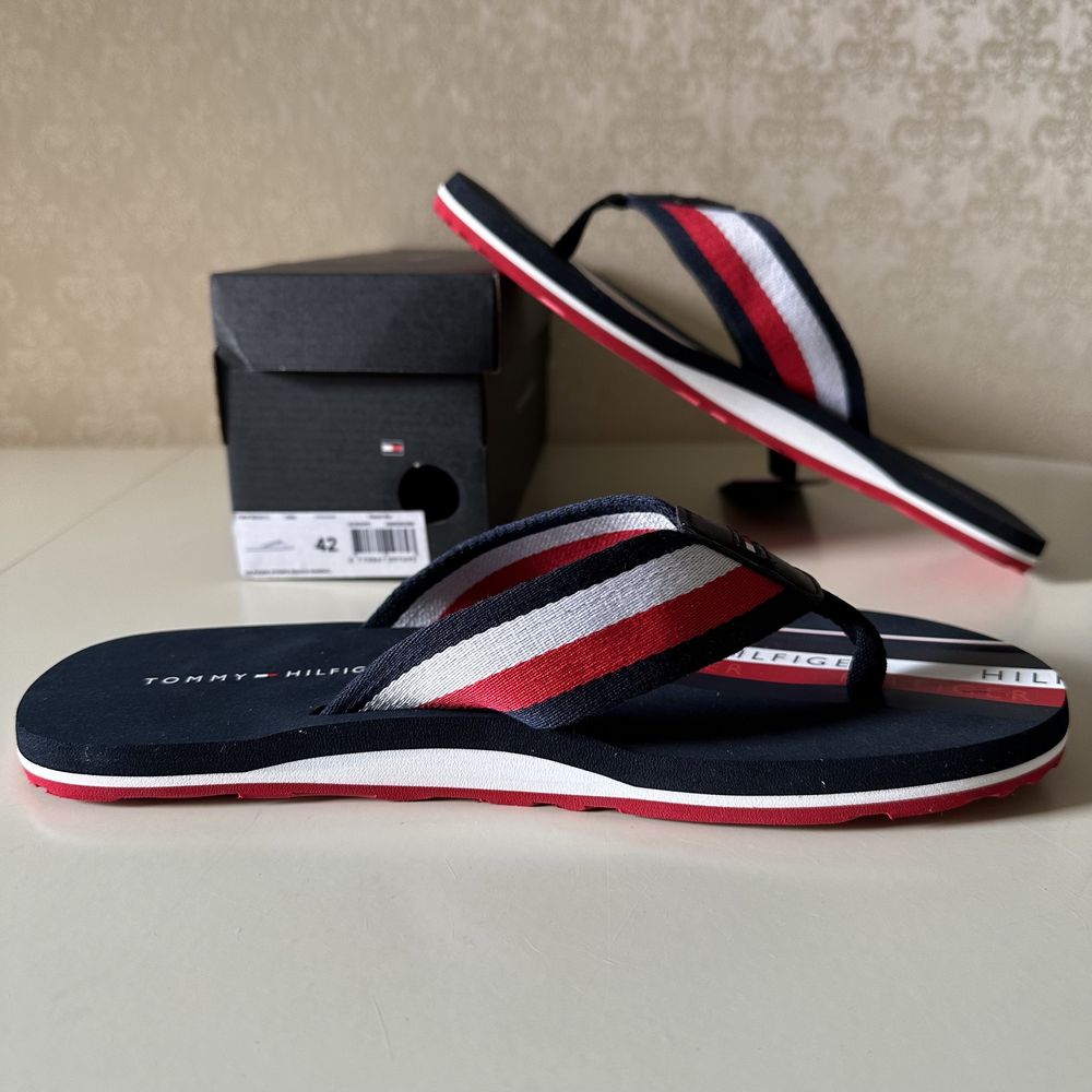 Tommy Hilfiger. Чоловічі  вʼєтнамки. Оригінал. Розмір 42;44