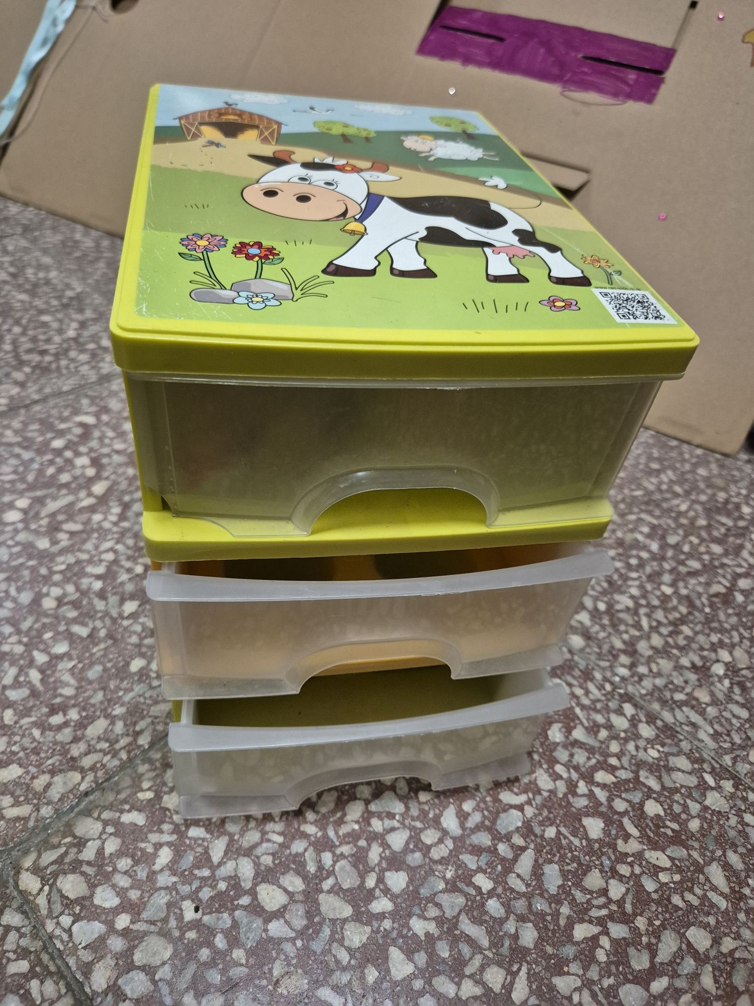 Organizer na biurko dla dzieci