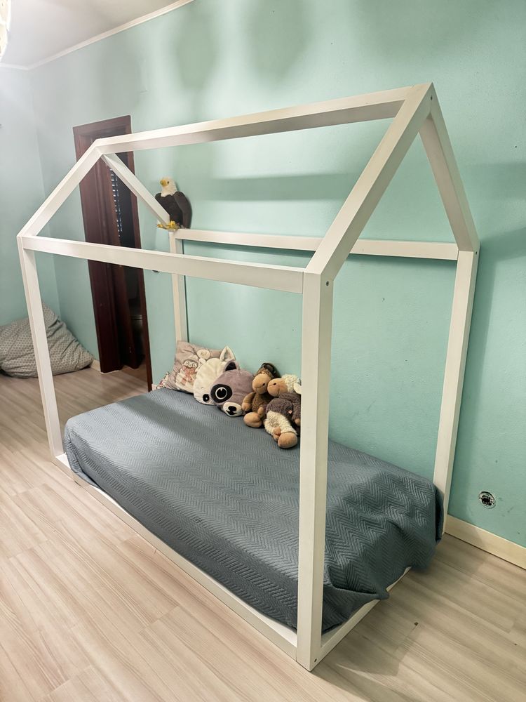 Cama montessori para criança
