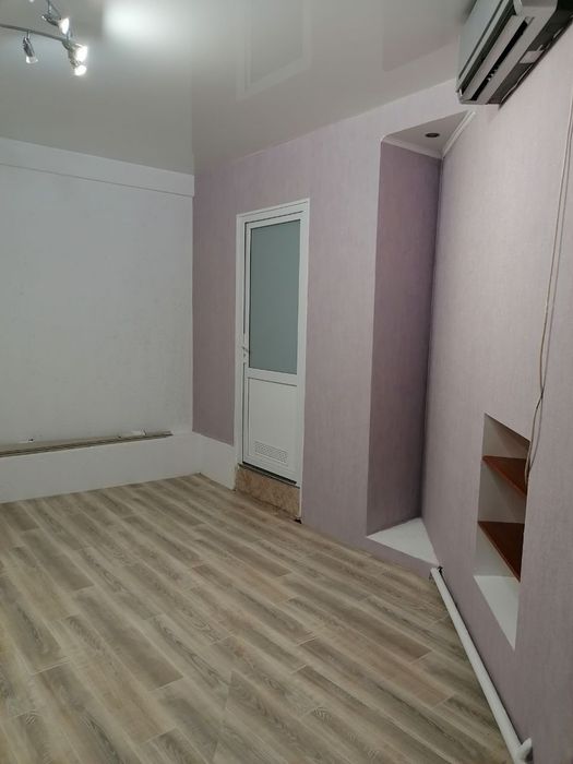 Продам приміщення 21 м2 по вулиці Михайлівська 22  Б
