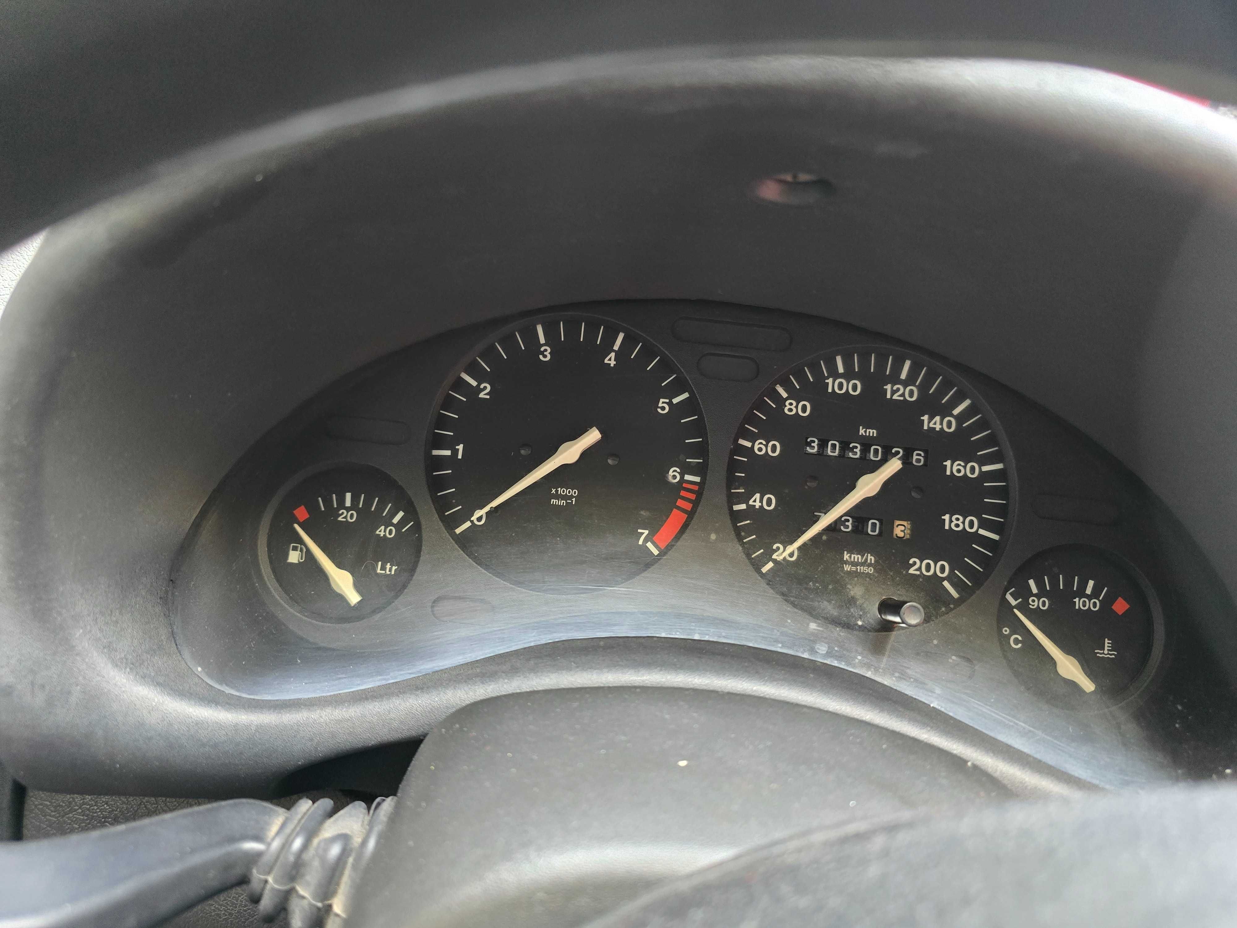 Corsa B 1.2 Gasolina (3p, 5 lugares) LEIA 1°