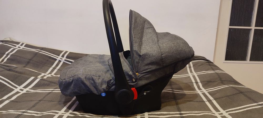 Sprzedam fotelik samochodowy w bardzo dobrym stanie.