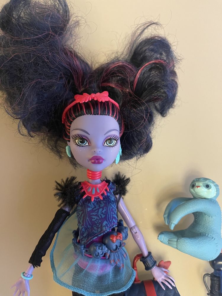 Monster High Jane Boolittle Fashion Doll