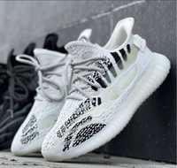 Кроссовки в стиле Adidas Yeezy Boost 350